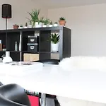 Hostnfly Apartments - Beautiful Bright Studio And Design